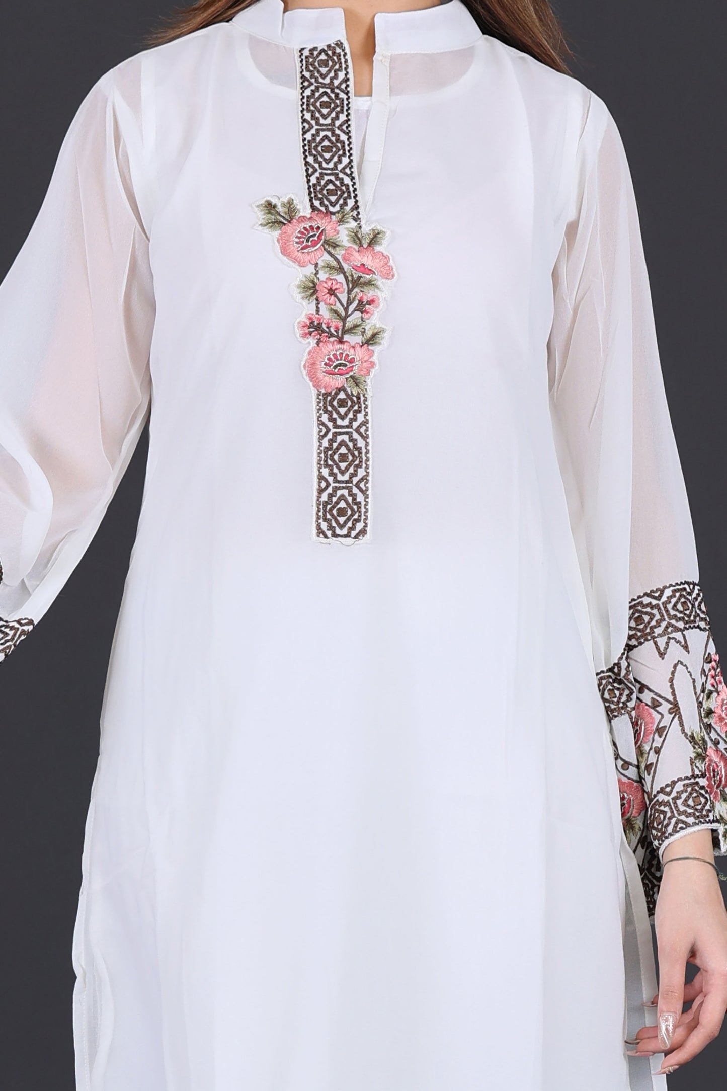 Elegant White Embroidered Kurta Set with Trousers